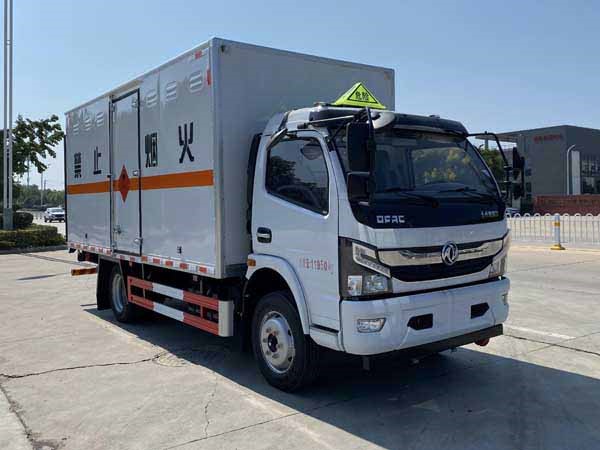 CSC5125XRQ6型易燃氣體廂式運輸車