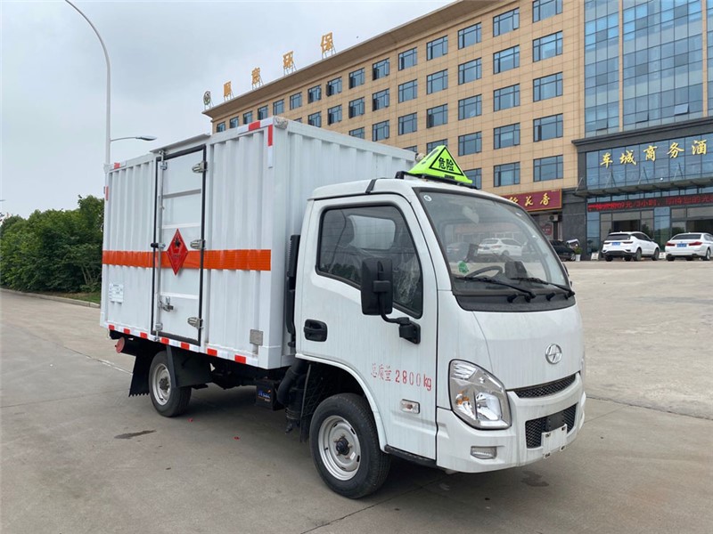 CSC5031XRQSH6型易燃氣體廂式運輸車